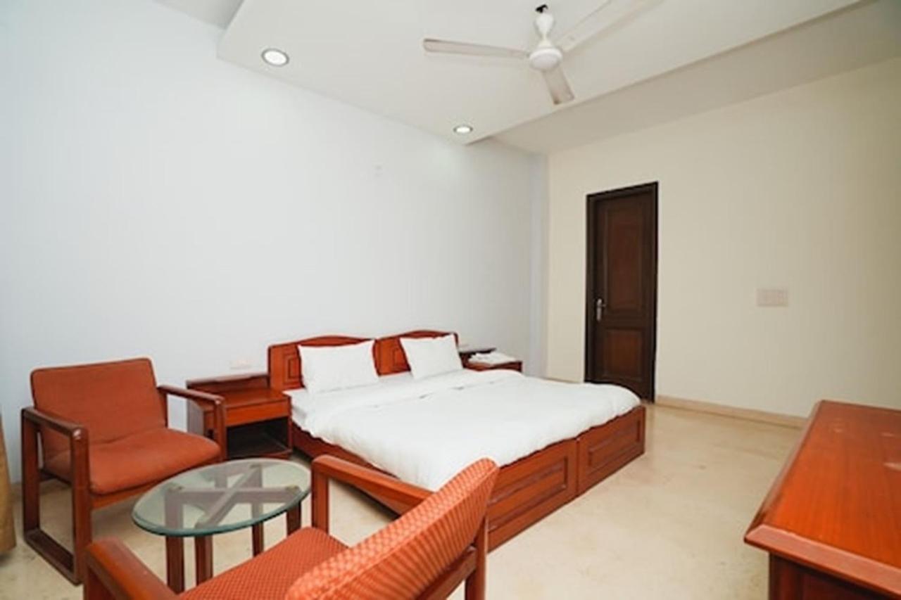 Greenleaf Apartment And Suites, Kalkaji New Delhi Exterior photo