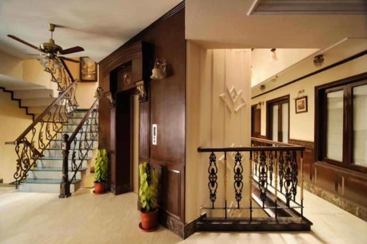 Greenleaf Apartment And Suites, Kalkaji New Delhi Exterior photo